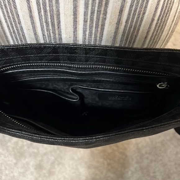 MICHAEL KORS JET SET BLACK MESSENGER BAG - Picture 4 of 6